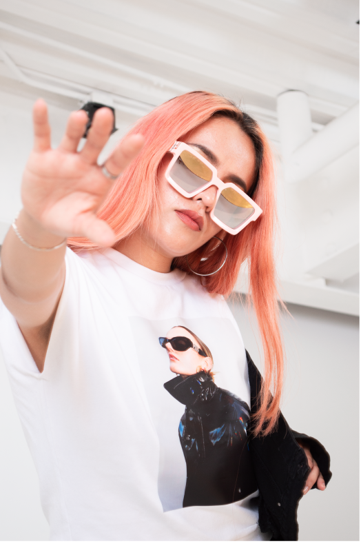 T - SHIRT GLAM