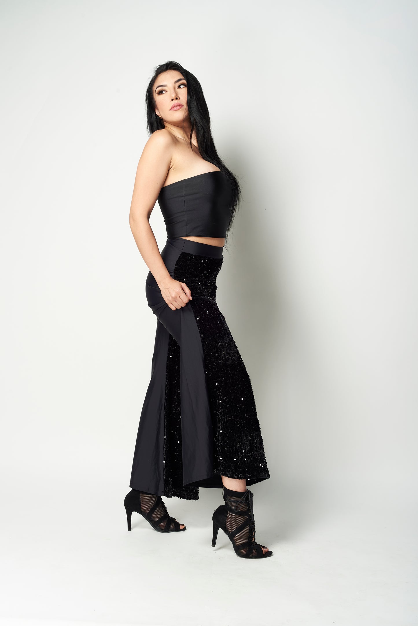 PANTALÓN FLARE DE LENTEJUELAS